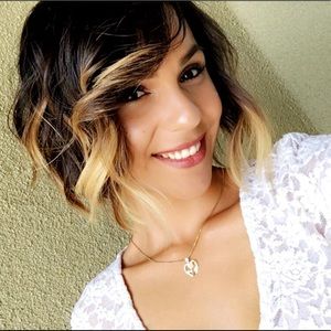 Meet your Posher, Estefania